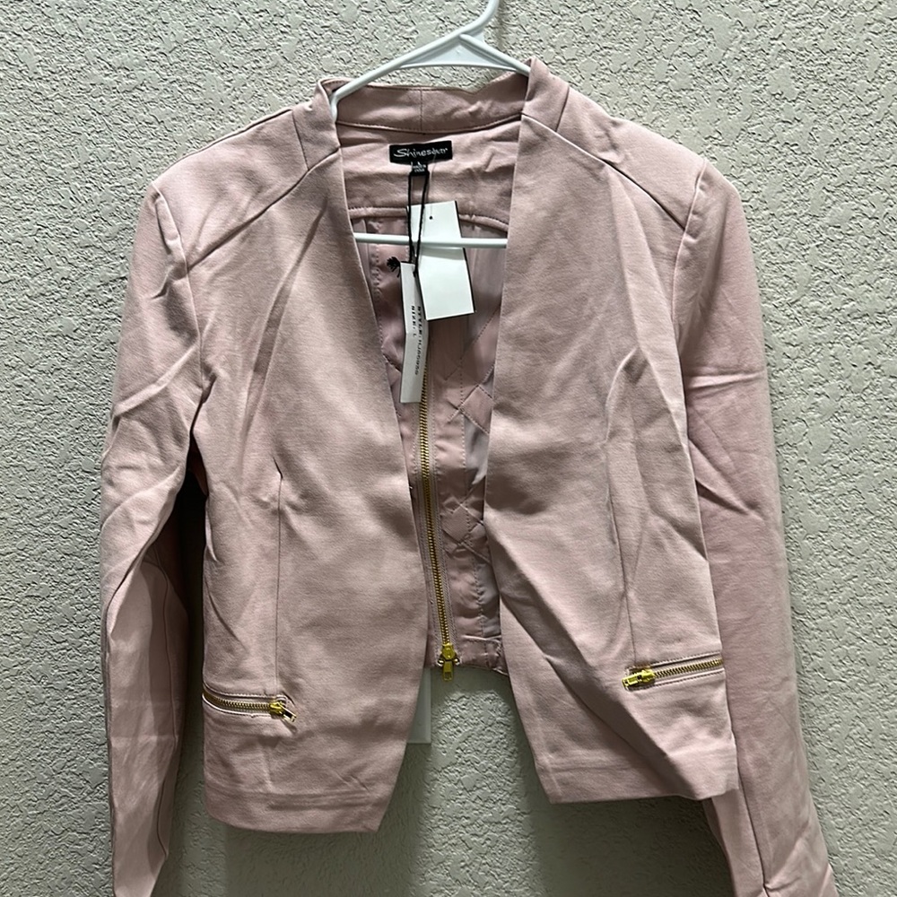 Shinestar Pink Blazer with Collarless Design and Fitted Style